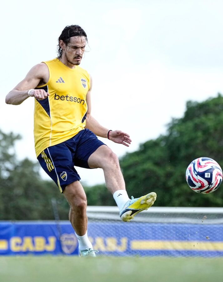 Edinson Cavani se sumó al grupo y podría jugar frente a Auckland City Edinson Cavani