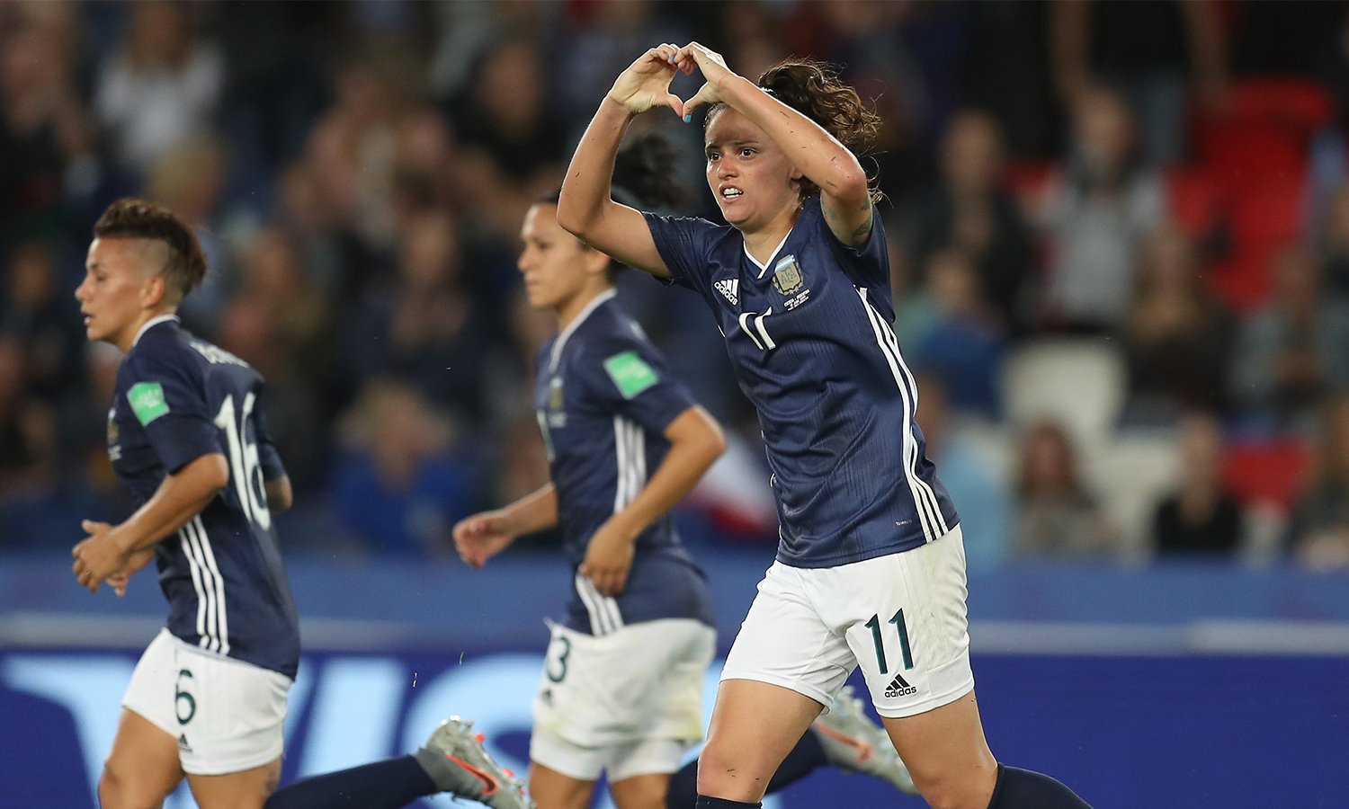 Argentina sigue con vida: Empate agónico frente a Escocia