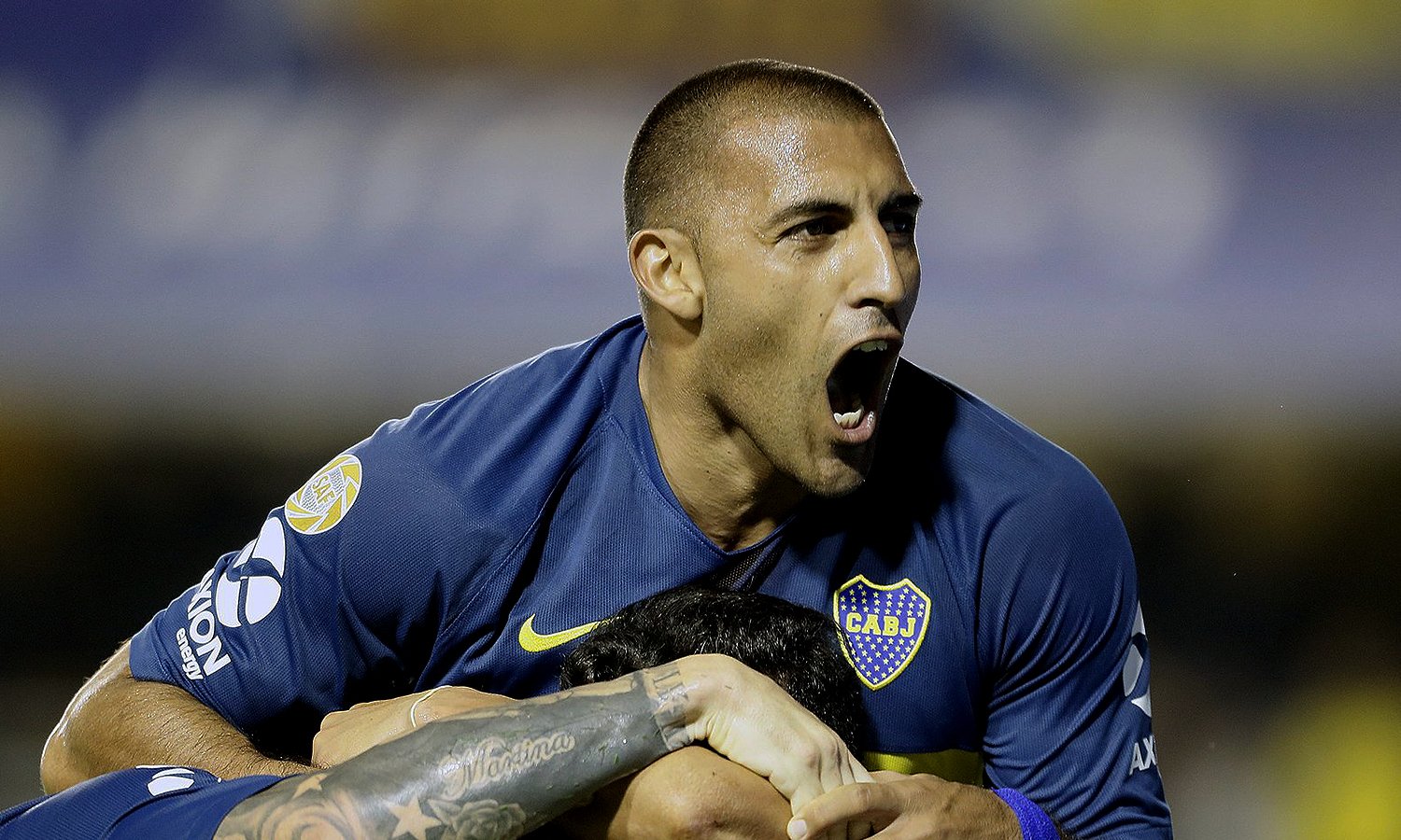 Se desgarró Wanchope Ábila