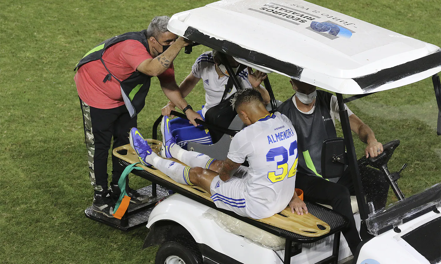 Alarma en Boca por la lesión de Almendra