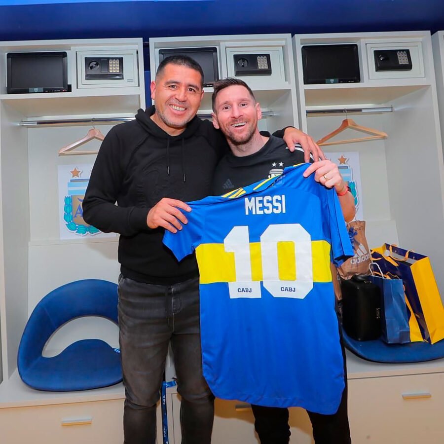 Juan Román Riquelme y Lionel Messi