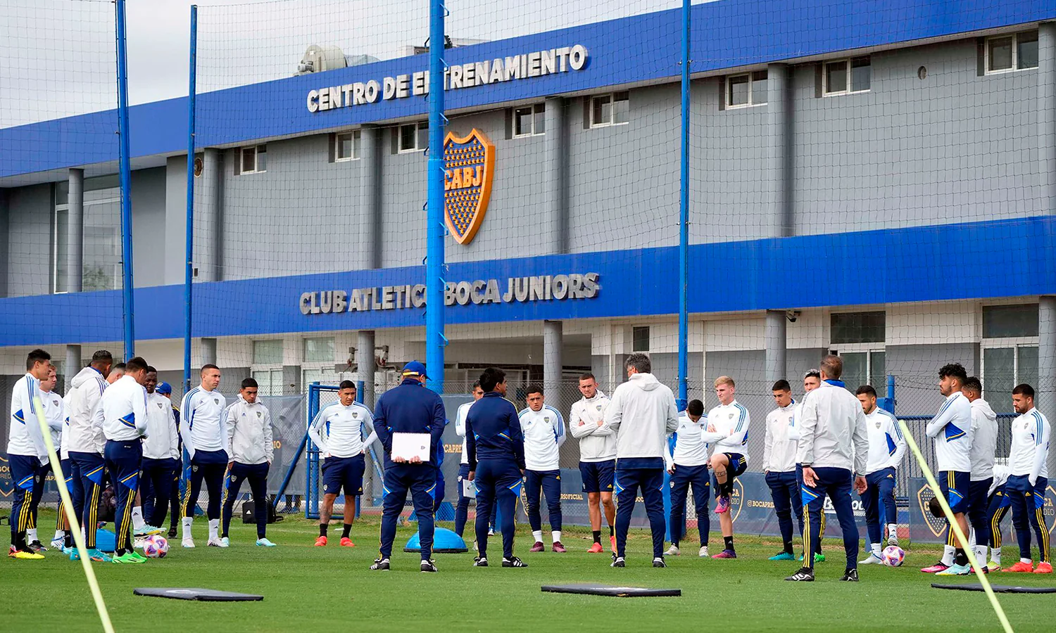 Boca Juniors entrenamiento 1722023