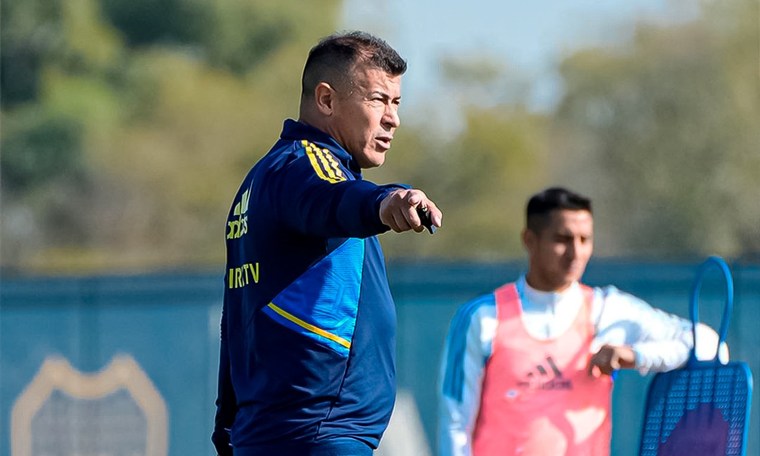 Almirón entrenamiento Boca 1742023