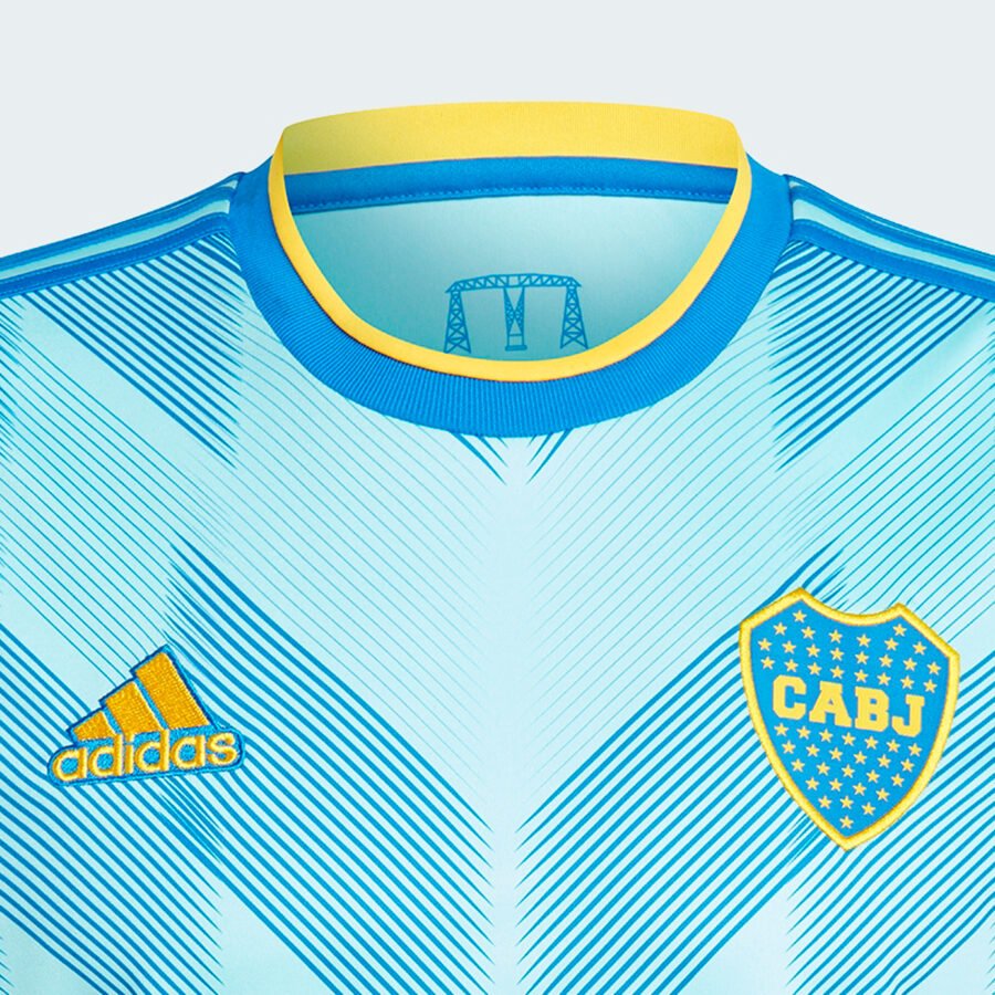 El detalle del puente Nicolás Avellaneda de La Boca en el interior de la camiseta alternativa 2023/2024.