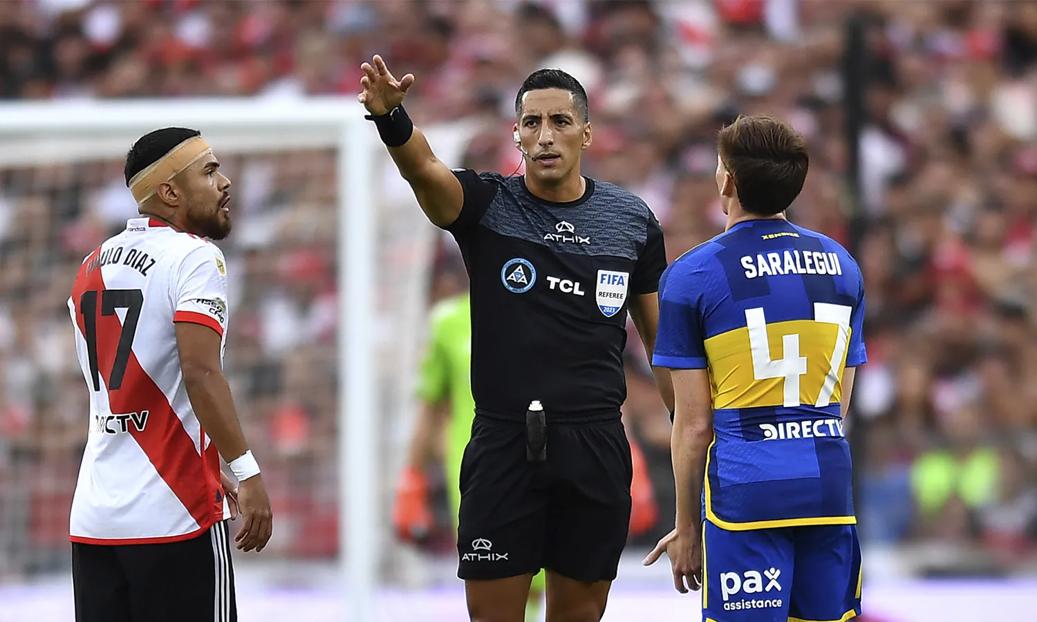 Yael Falcón Pérez árbitro Superclásico