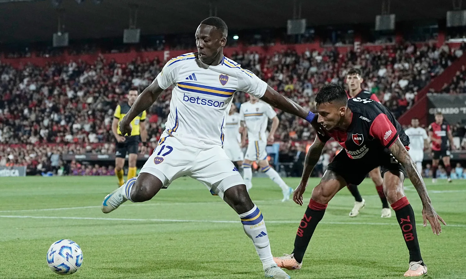 Advíncula Boca vs Newells LPF2024