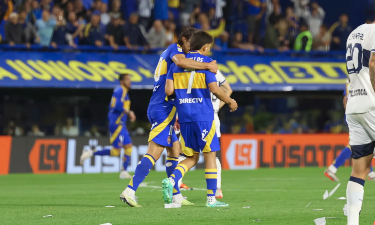 Cruce Cavani Zeballos Boca vs Gimnasia Liga Profesional 2024