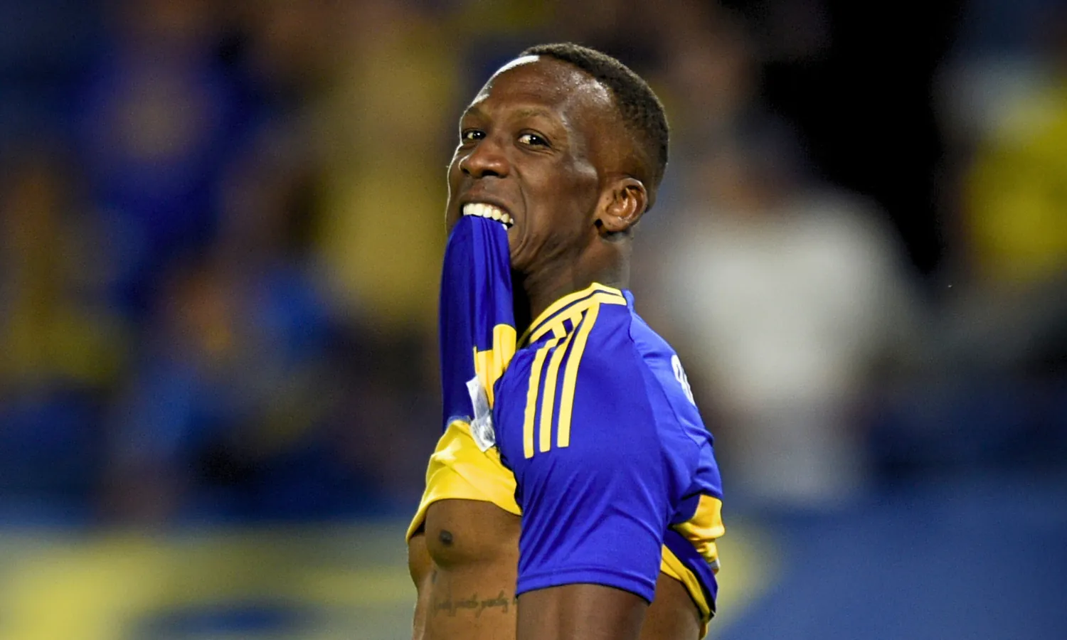 Luis Advíncula Boca