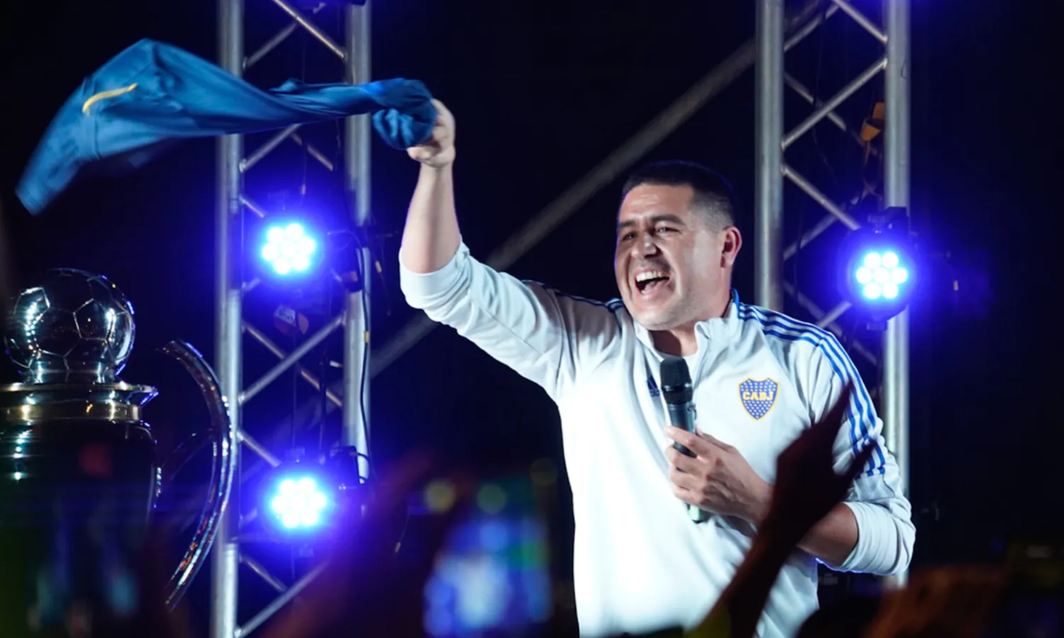 “Nuestro héroe popular”: hicieron una cumbia para Juan Román Riquelme Riquelme festejo Boca
