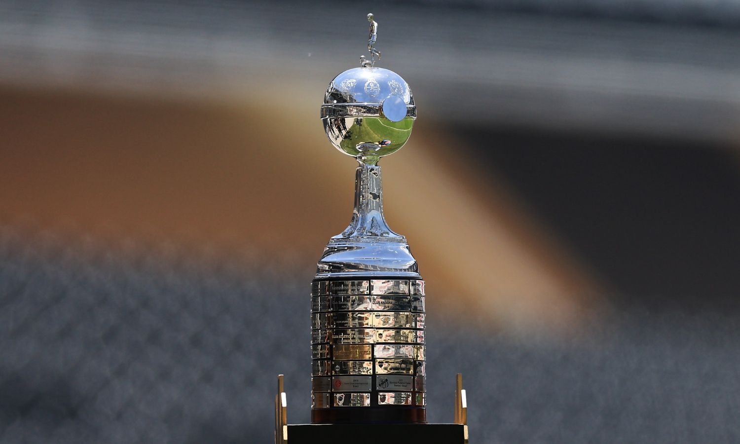 Trofeo Copa Libertadores 2025