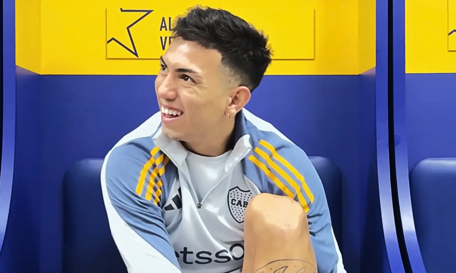 Alan Velasco está contento de “estar donde quería estar” Alan Velasco Boca