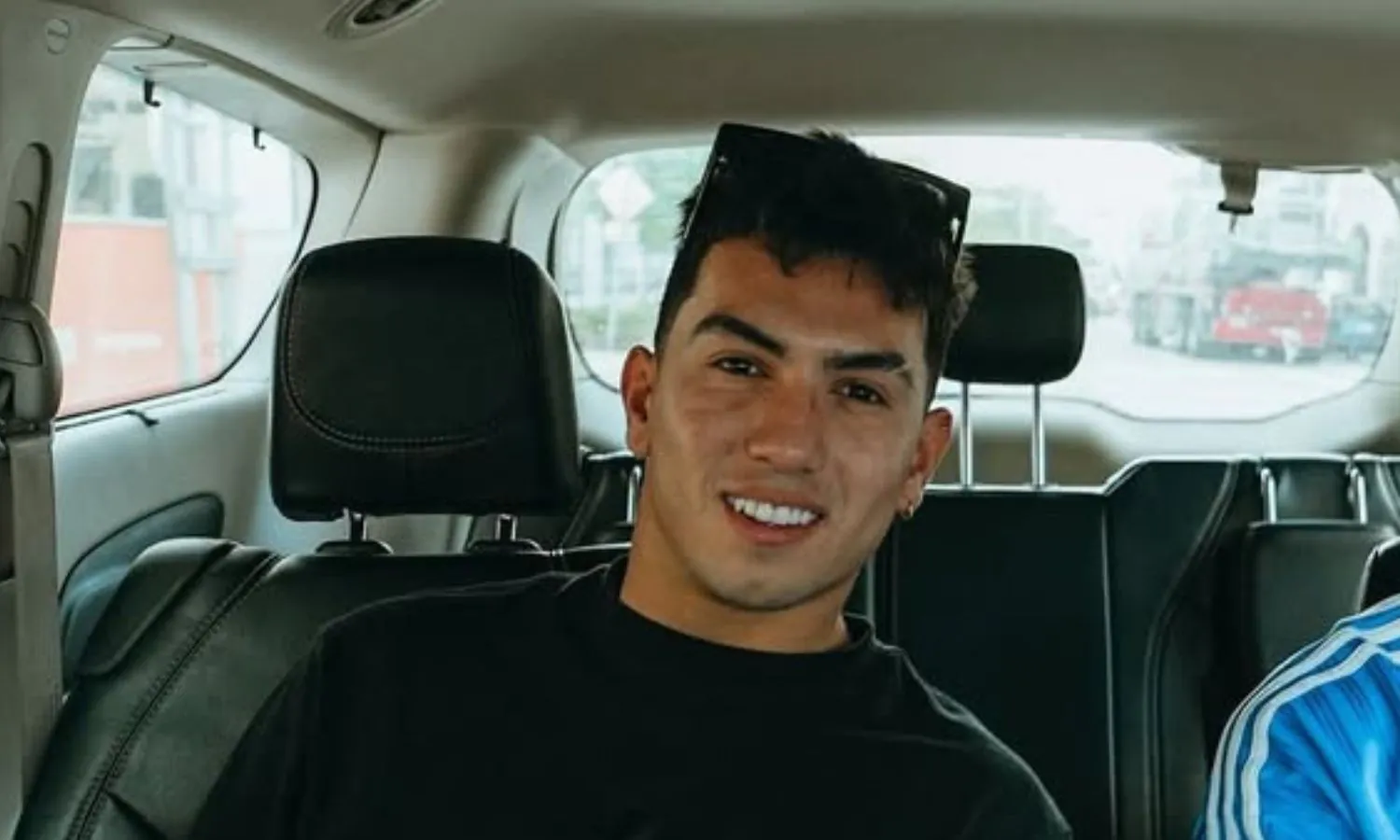 Alan Velasco vehículo