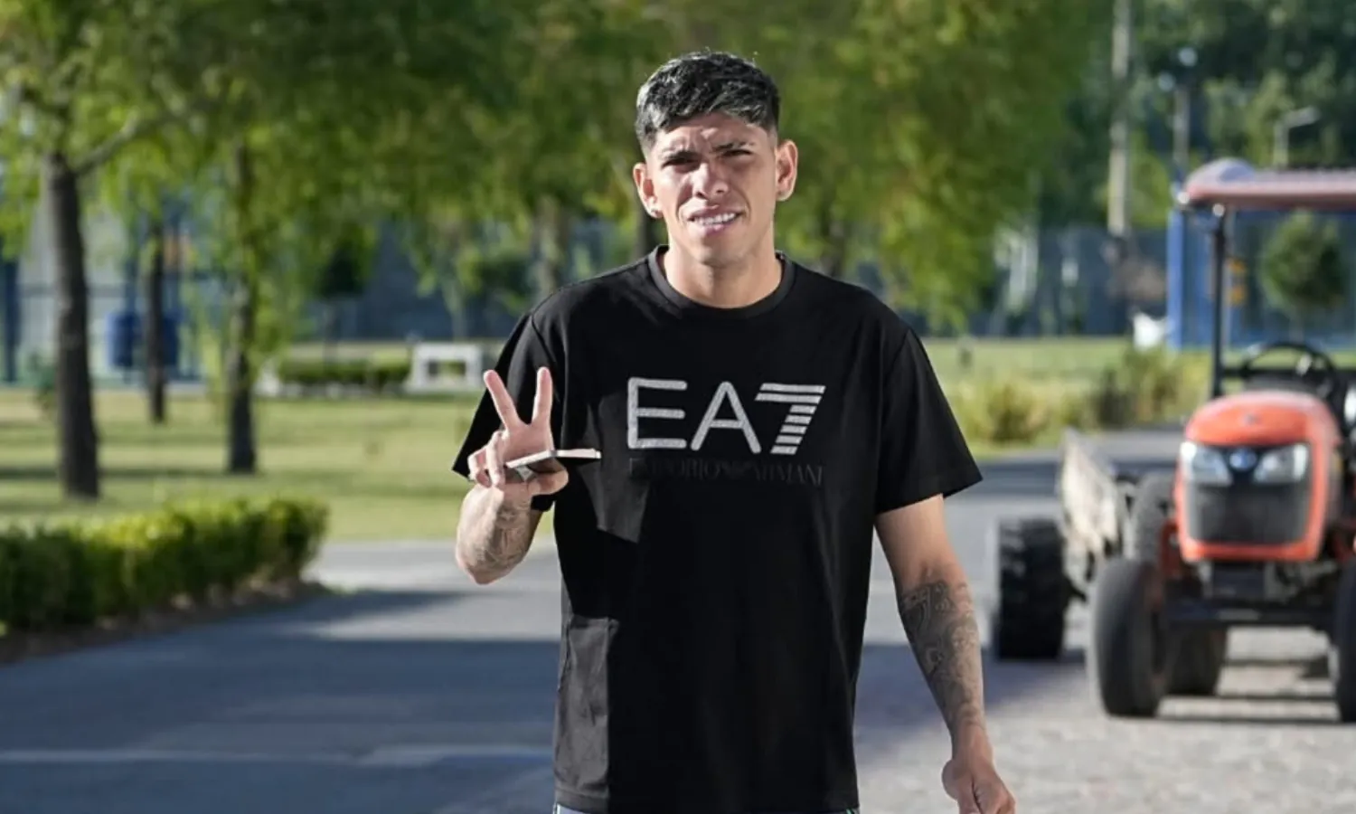 Carlos Palacios 24325