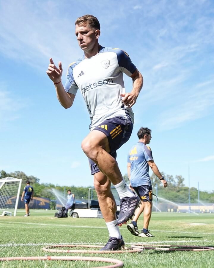 Boca extiende el mercado de pases: hasta cuándo y por qué Esteban Rolón entrenamiento Boca