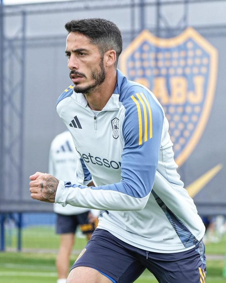 El refuerzo que tendrá Gago para los octavos del Torneo Apertura Nicolas Figal entrenamiento Boca