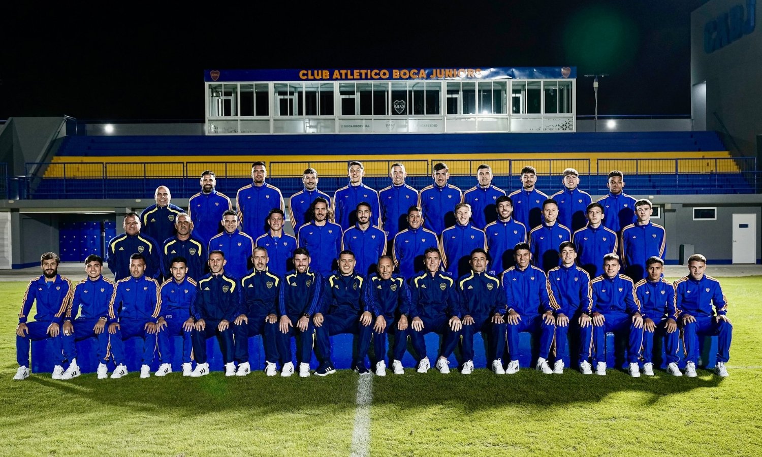 Delegación Boca rumbo a Estados Unidos