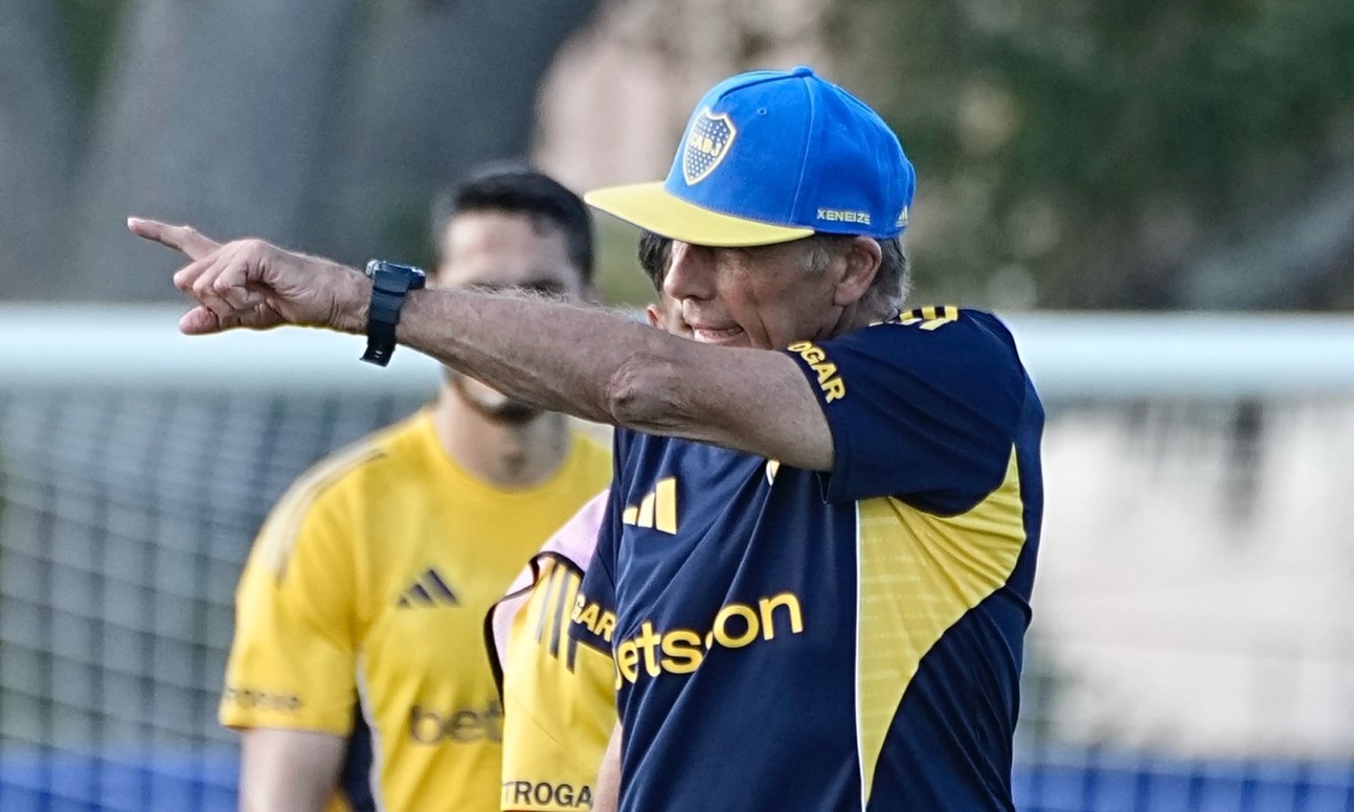 Ayrton Costa en duda ante Bayern, hasta último momento Russo entrenamiento Boca