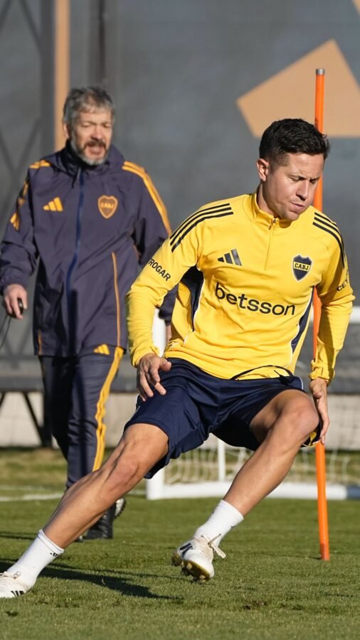 Ander Herrera durante el entrenamiento de este martes 1 de julio en Boca Predio.