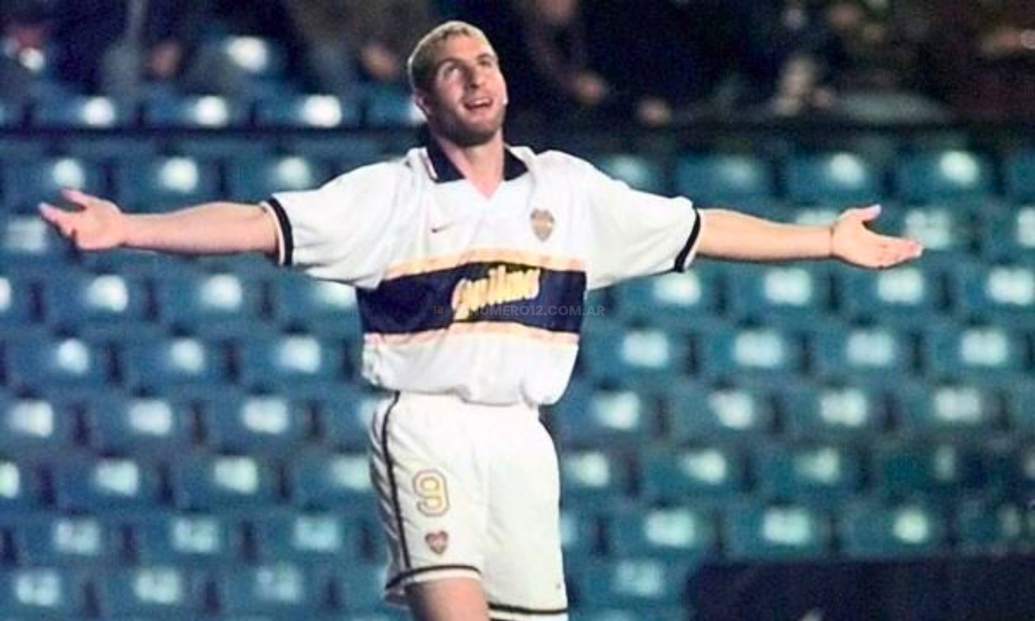 El inicio de una historia inolvidable: a 28 años del primer gol de Martin Palermo en Boca Festejo primer gol Martín Palermo Boca 1997