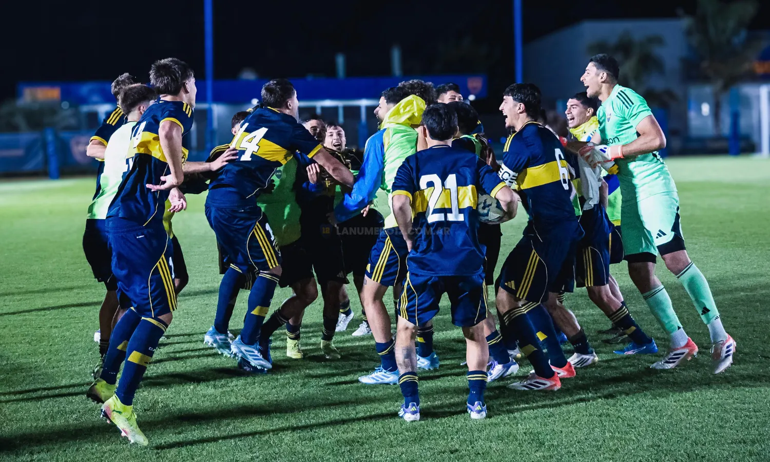 Festejo Boca reserva