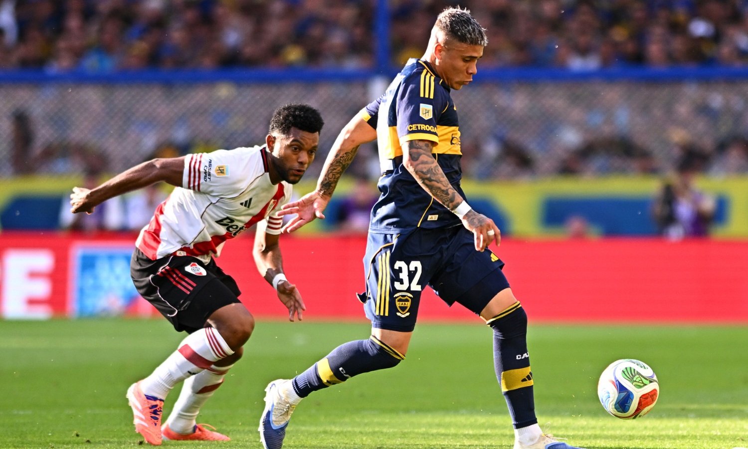 Costa y Miguel Borja Superclasico