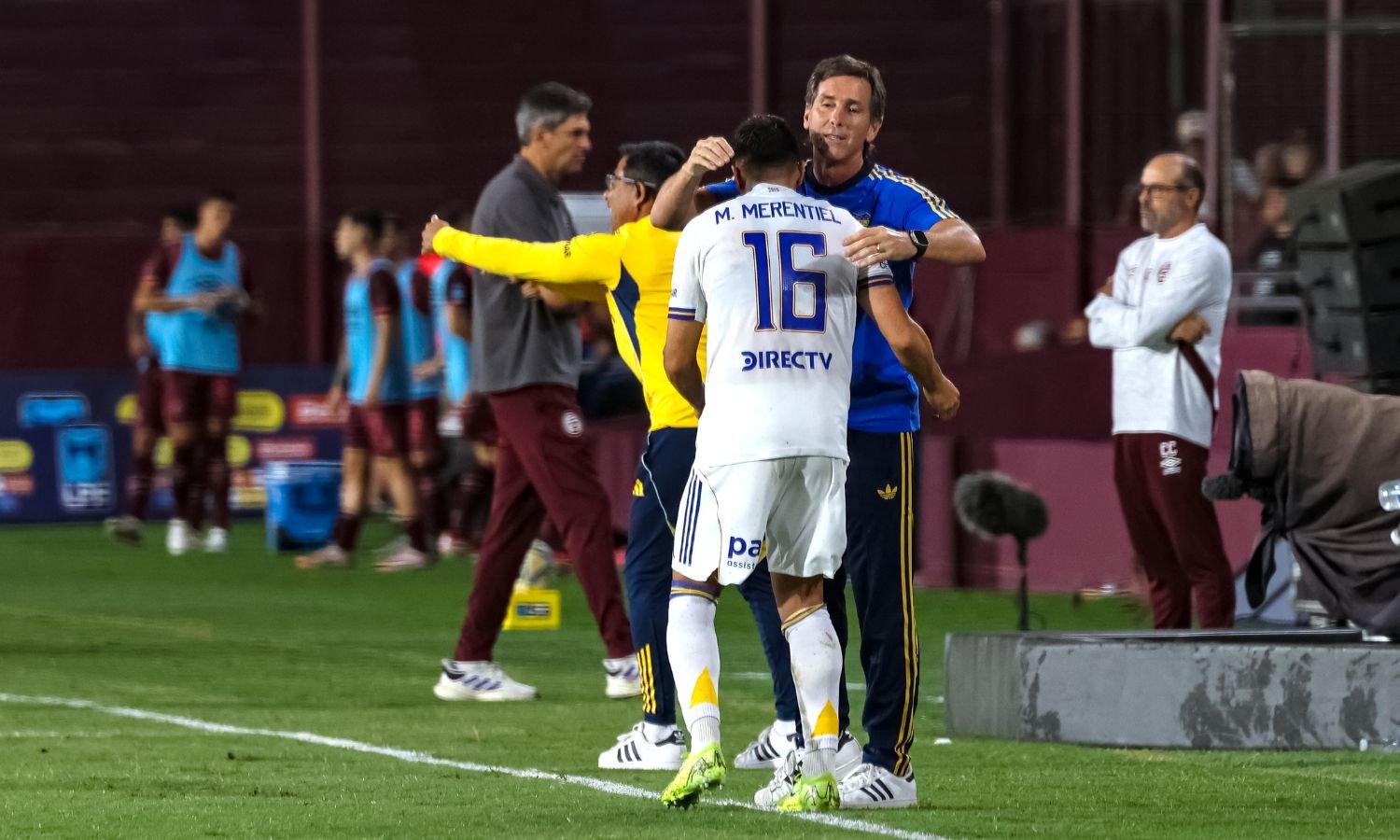 Abrazo Merentiel y Ubeda Boca vs Lanús Apertura 2026