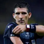 Andrés Merlos árbitro dirigiendo a Boca