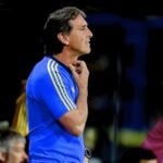 Claudio Úbeda todavía no piensa en el Superclásico: “el partido más importante es...” Claudio Úbeda