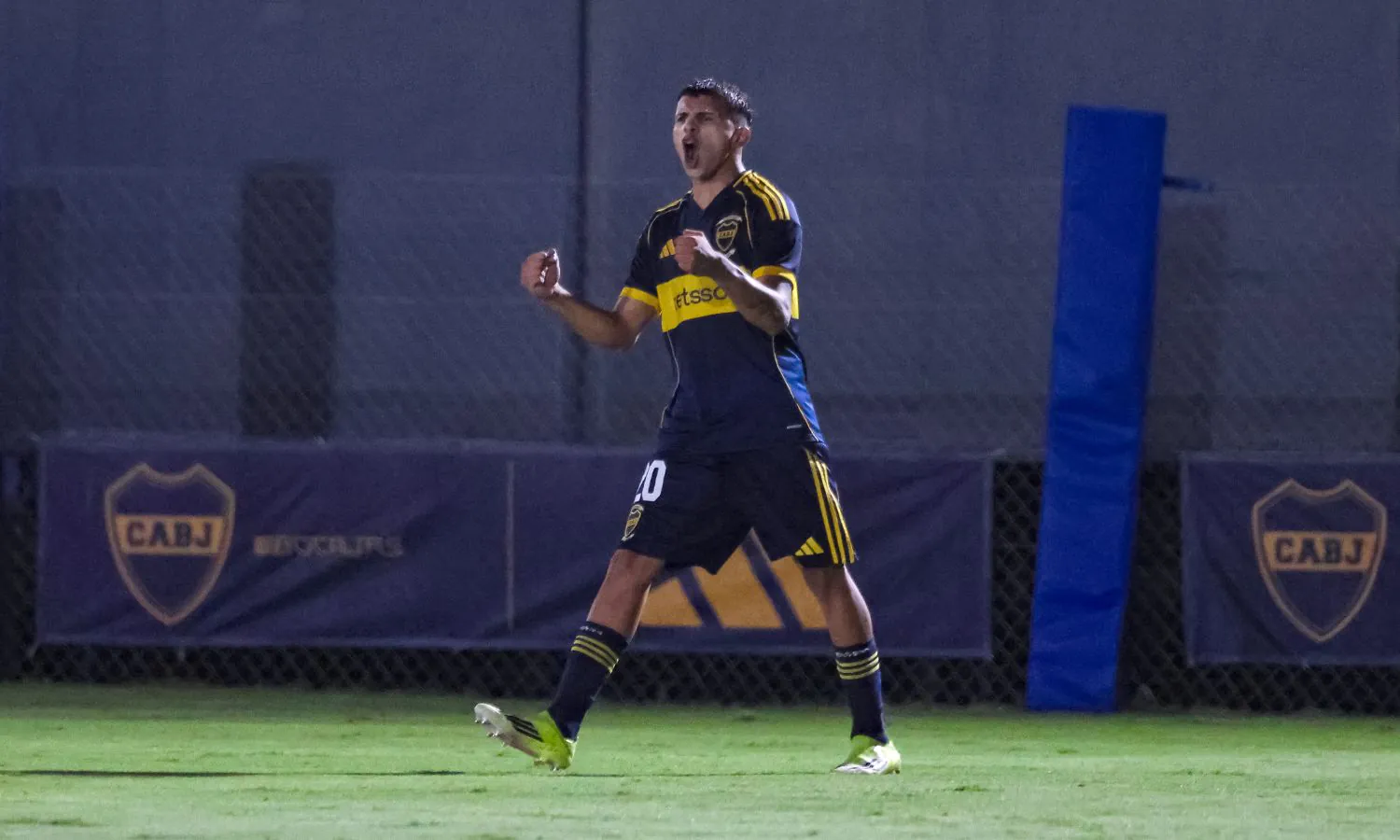 Festejo Leonel Flores reserva Boca vs Platense
