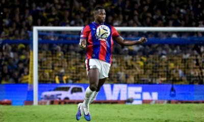 Boca busca a Jhohan Romaña