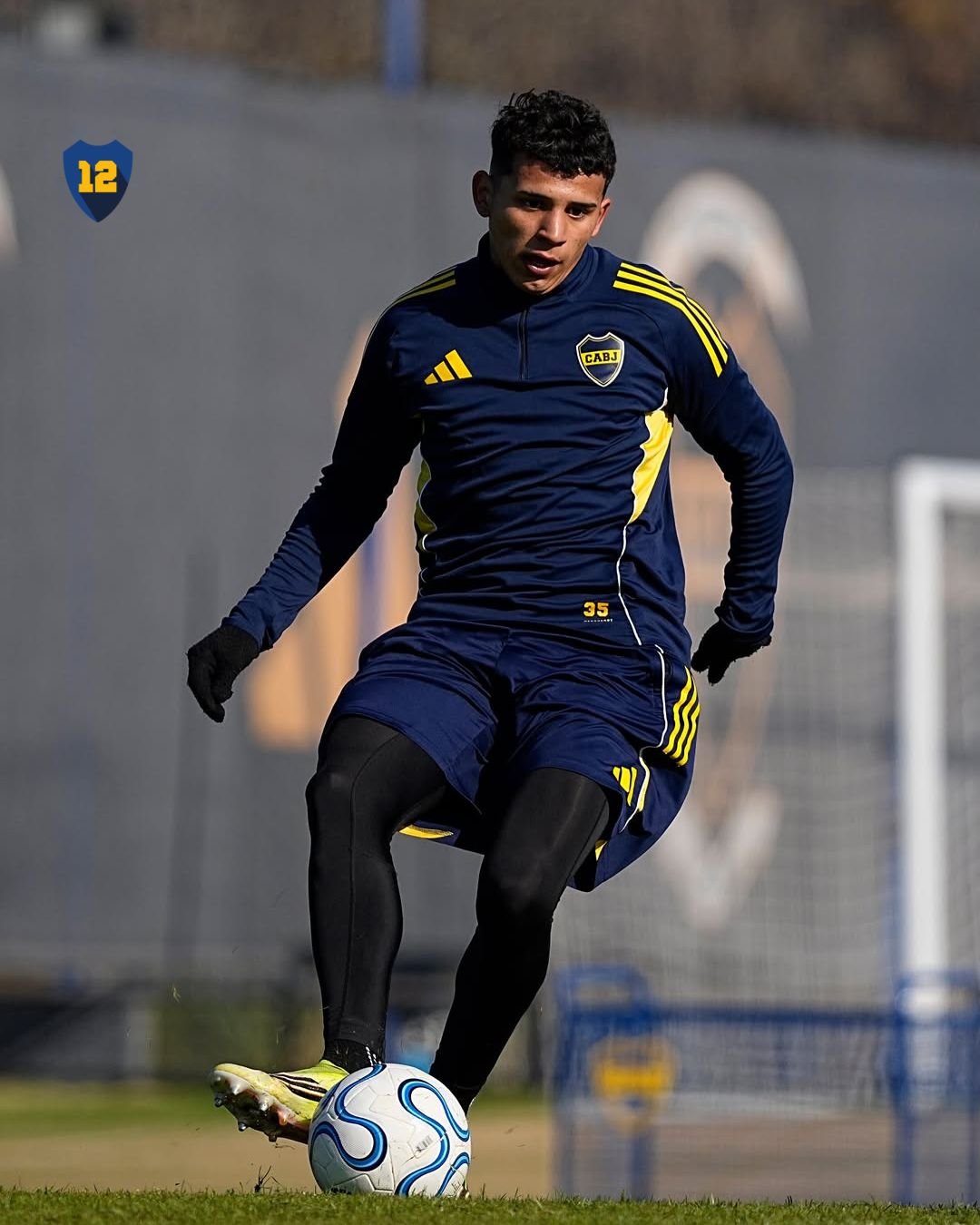Leonel Flores