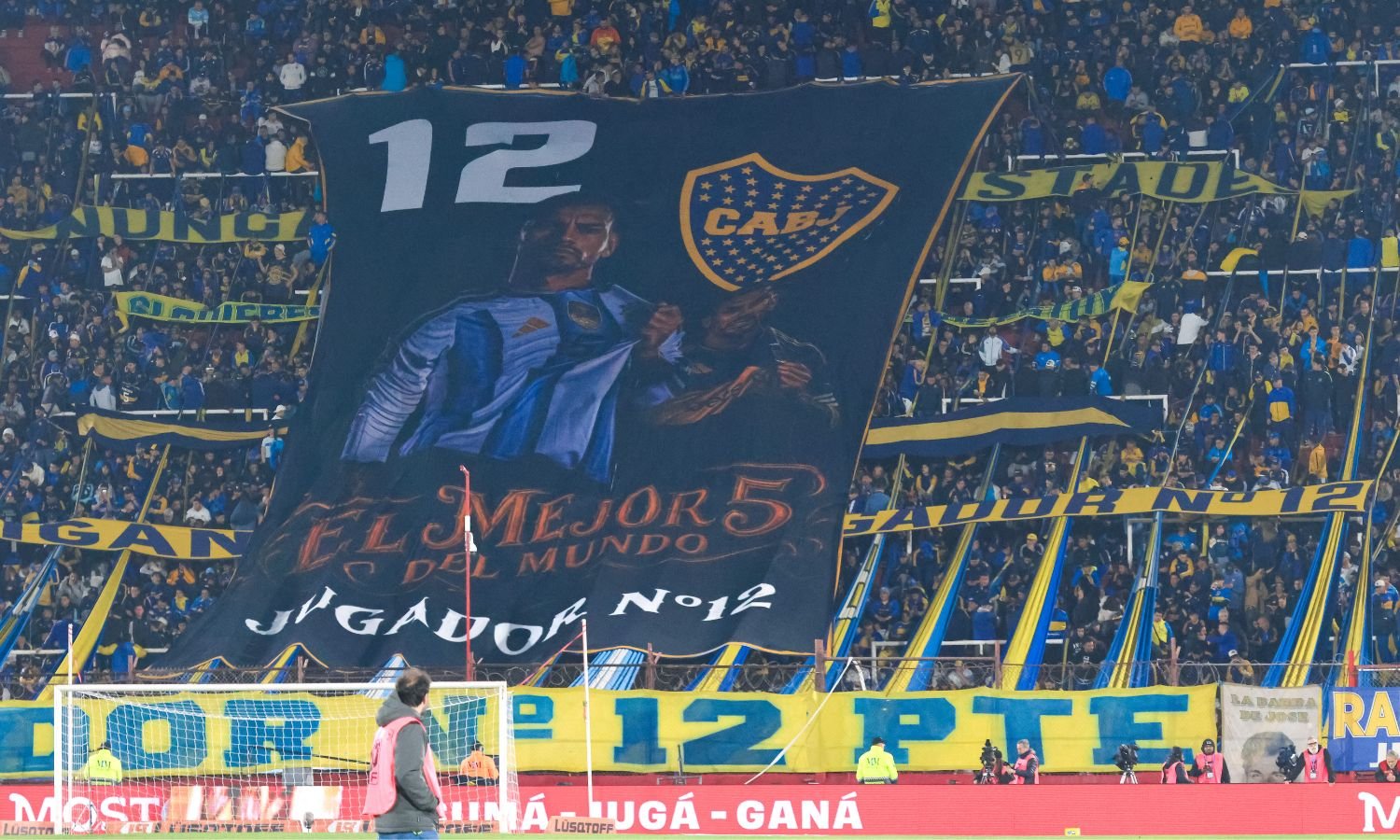 Bandera para Leandro Paredes