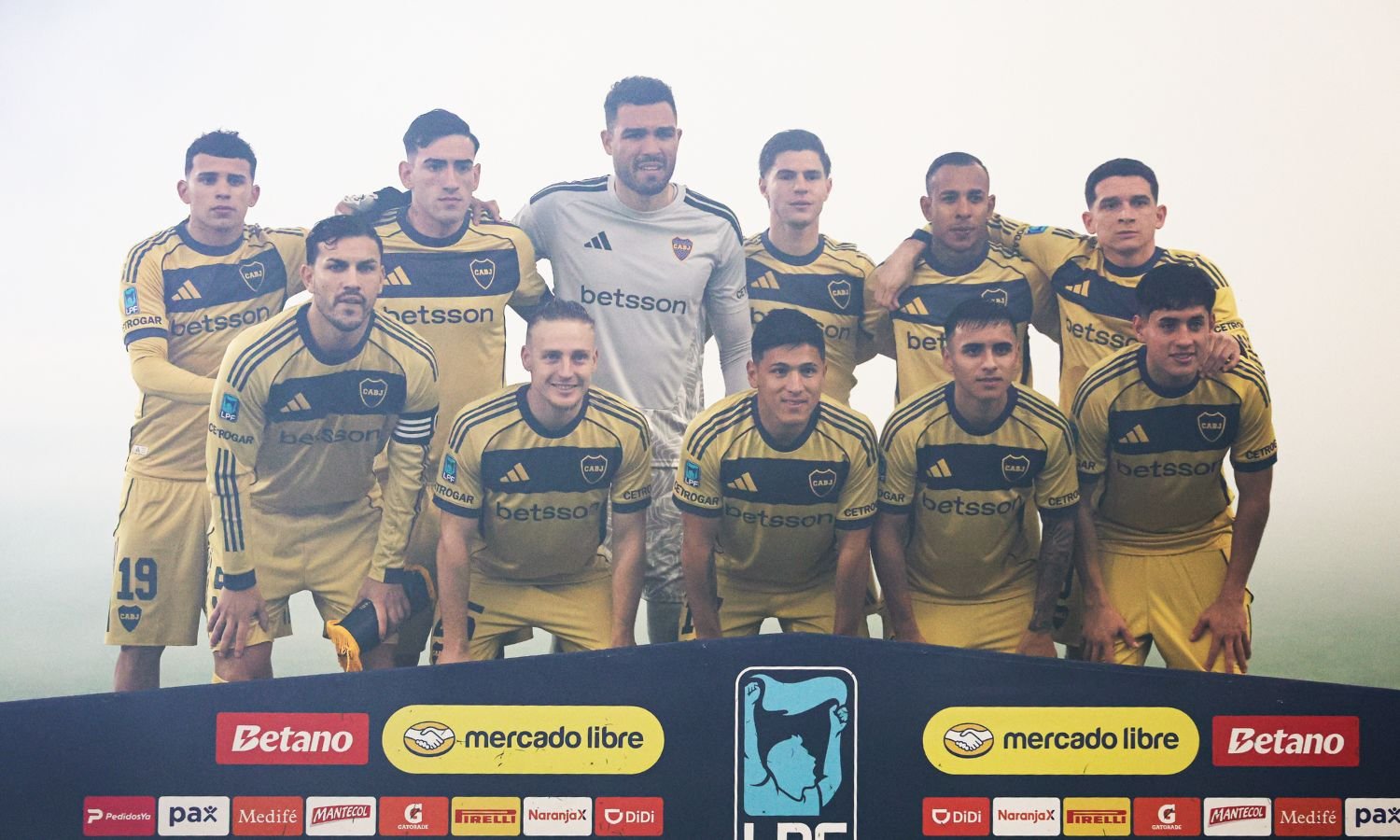 Formación inicial de Boca frente a Platense por el Clausura 2026.