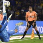 Álvaro Montero atajada Boca vs Velez Copa Argentina 2026