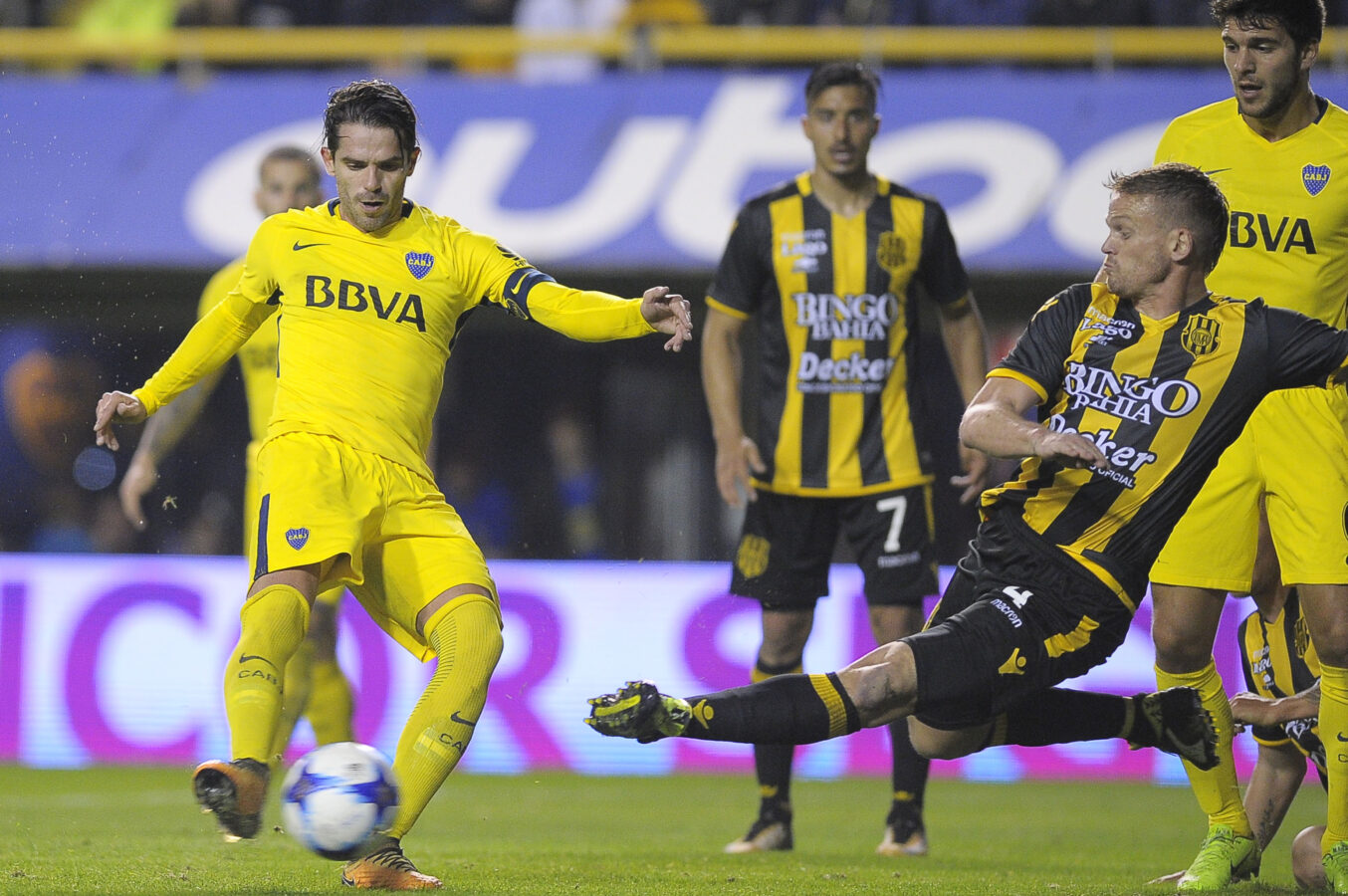 Fernando Gago Boca Olimpo Superliga Fecha 1