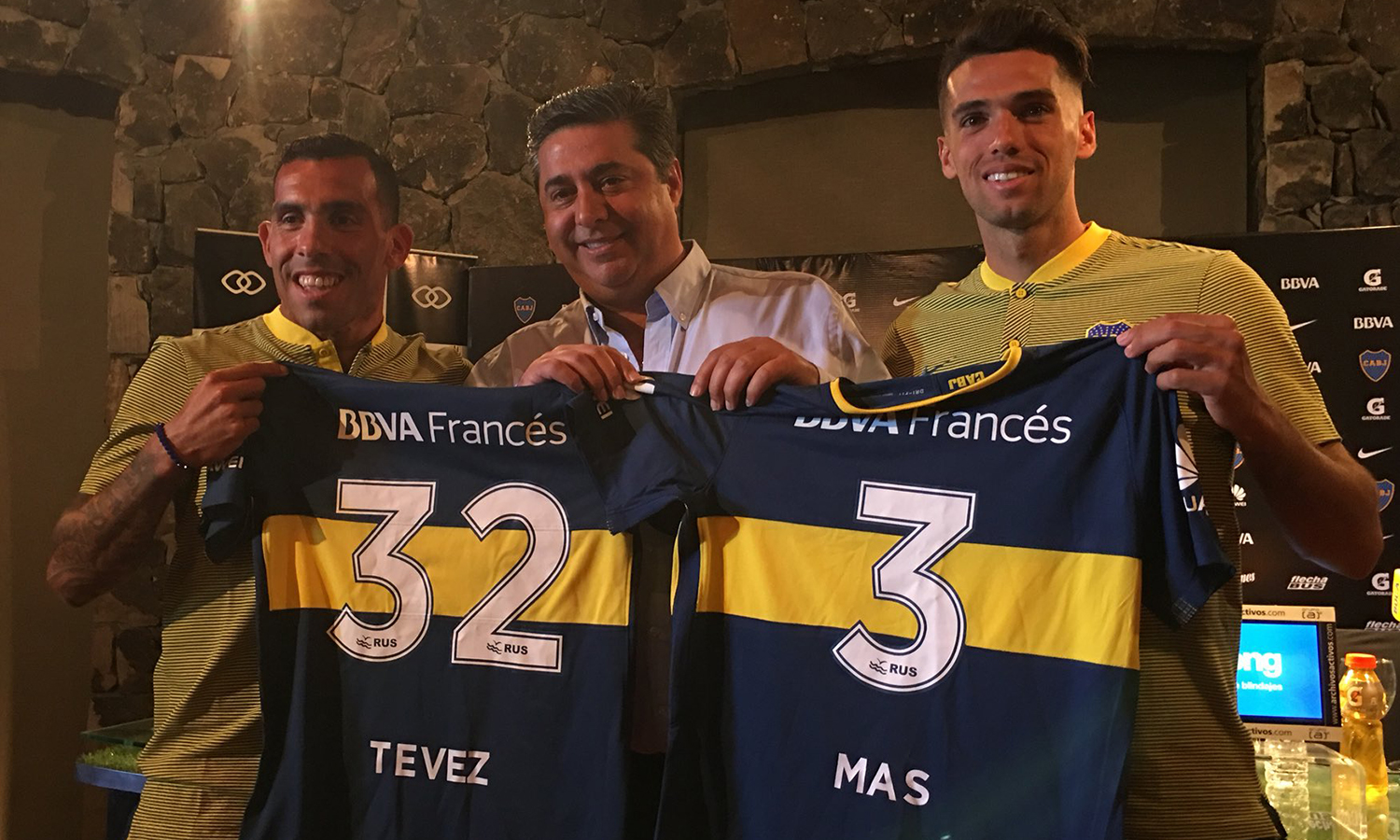 Presentación refuerzos Tevez y Mas Boca 912018