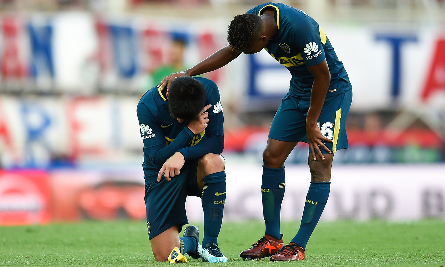 Pablo Pérez se resintió de la lesión