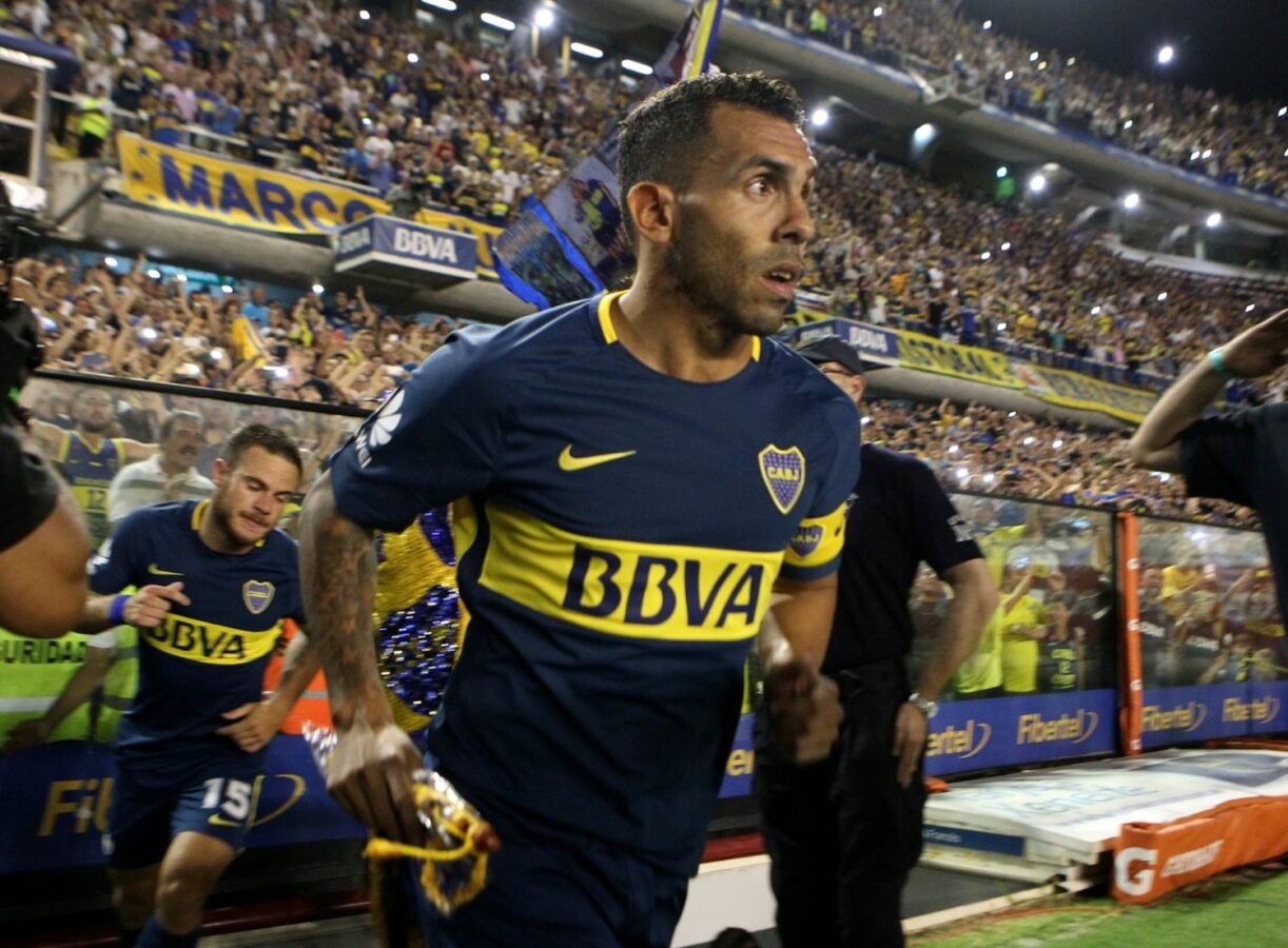 Tevez expresó su alegría tras su reencuentro con los hinchas