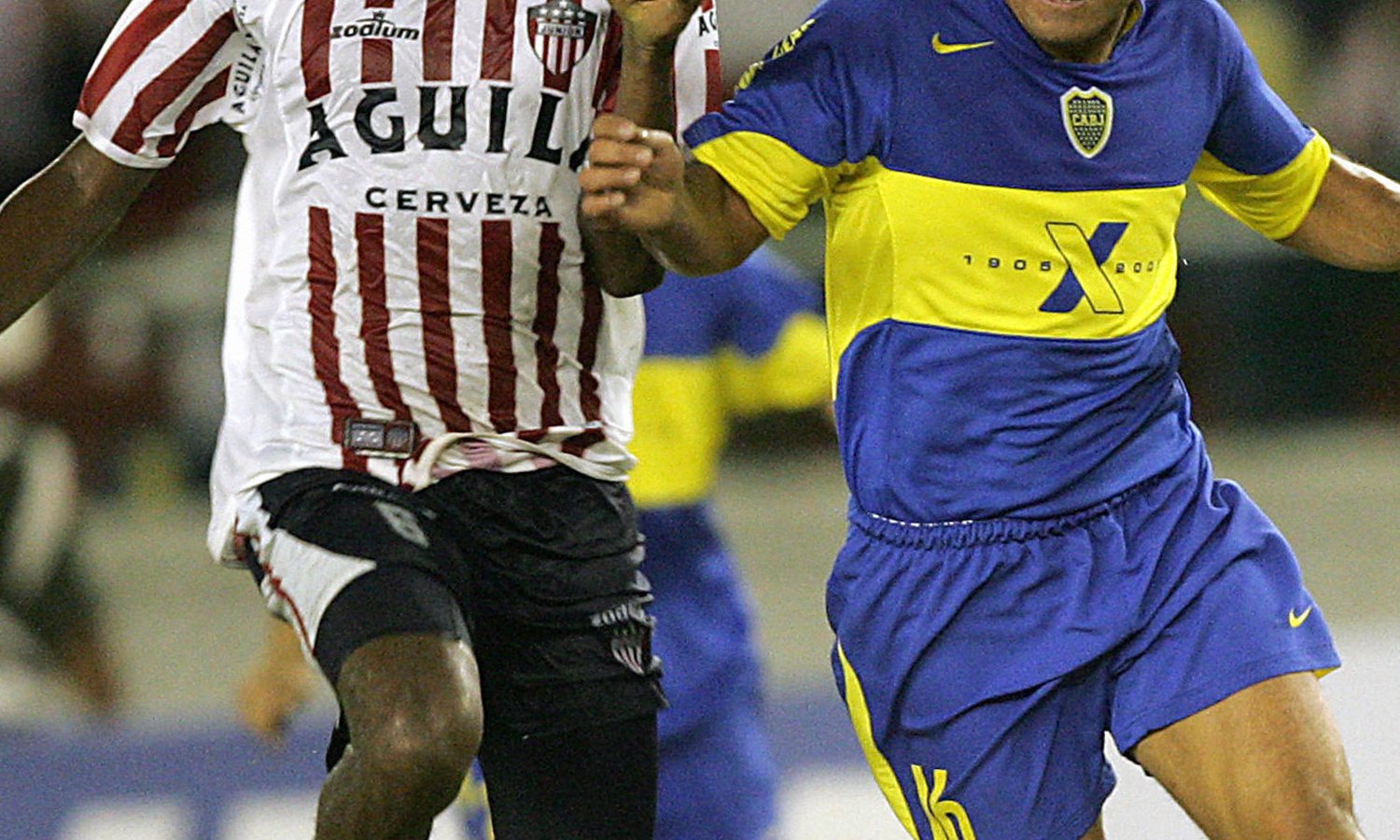 Historial ante Junior