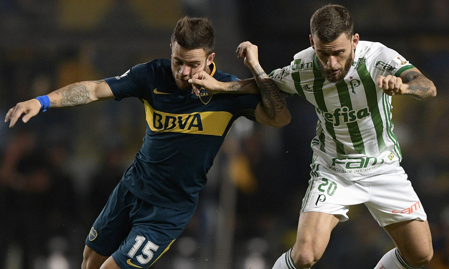 Nández