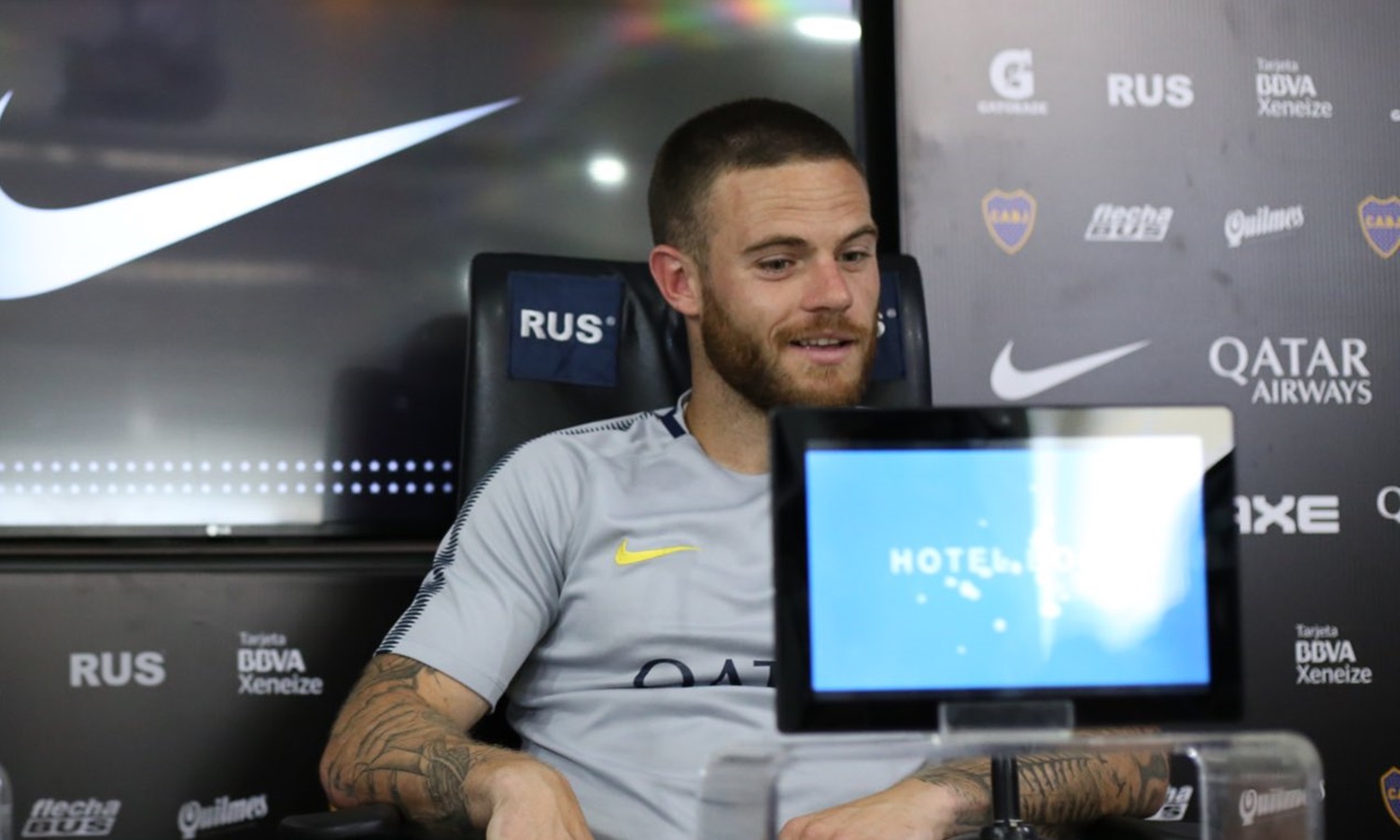 Nández