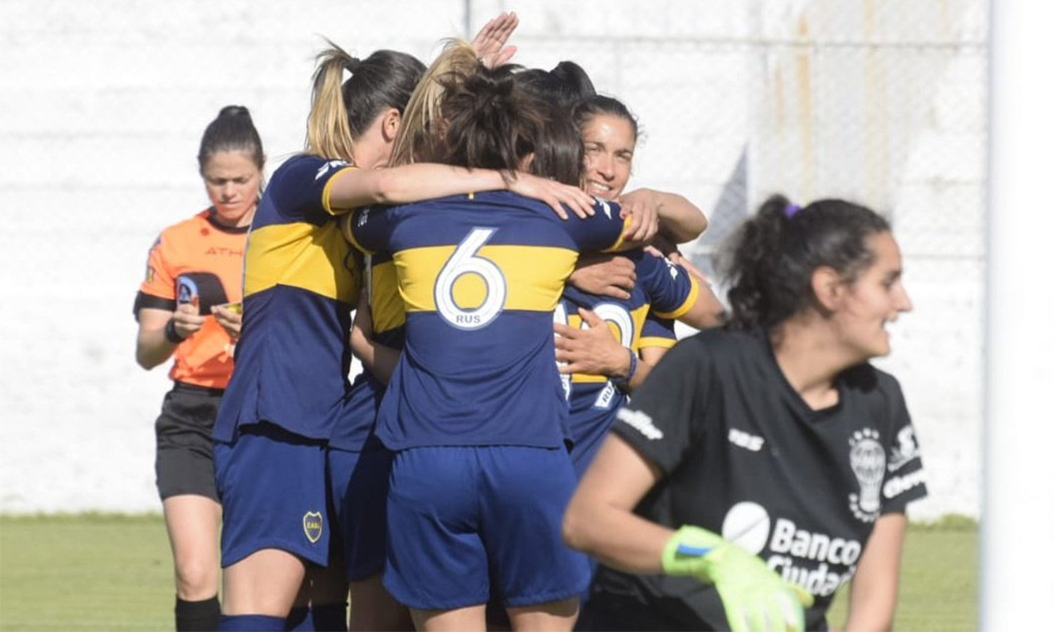 Se lo dio vuelta: Boca venció a Huracán en Soldati