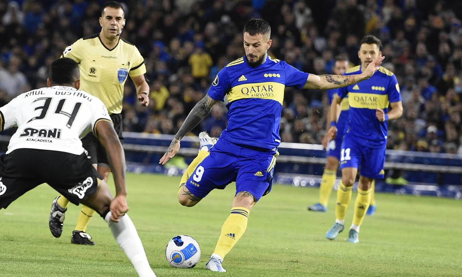 Benedetto suma goles y persigue récords
