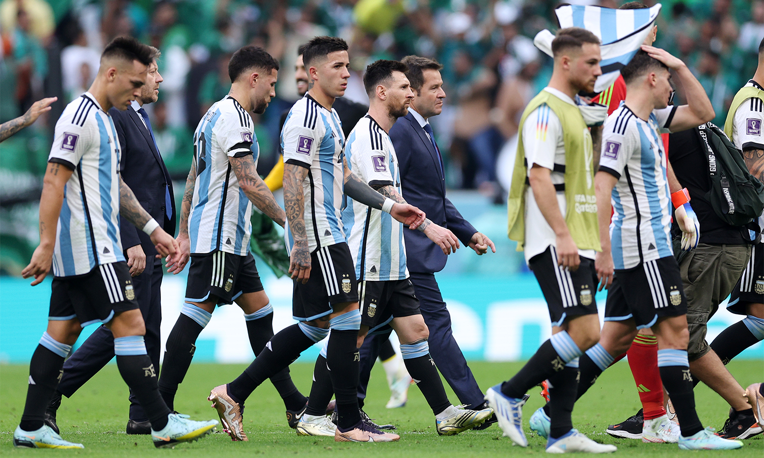 Argentina perdió el invicto en el debut frente a Arabia Saudita