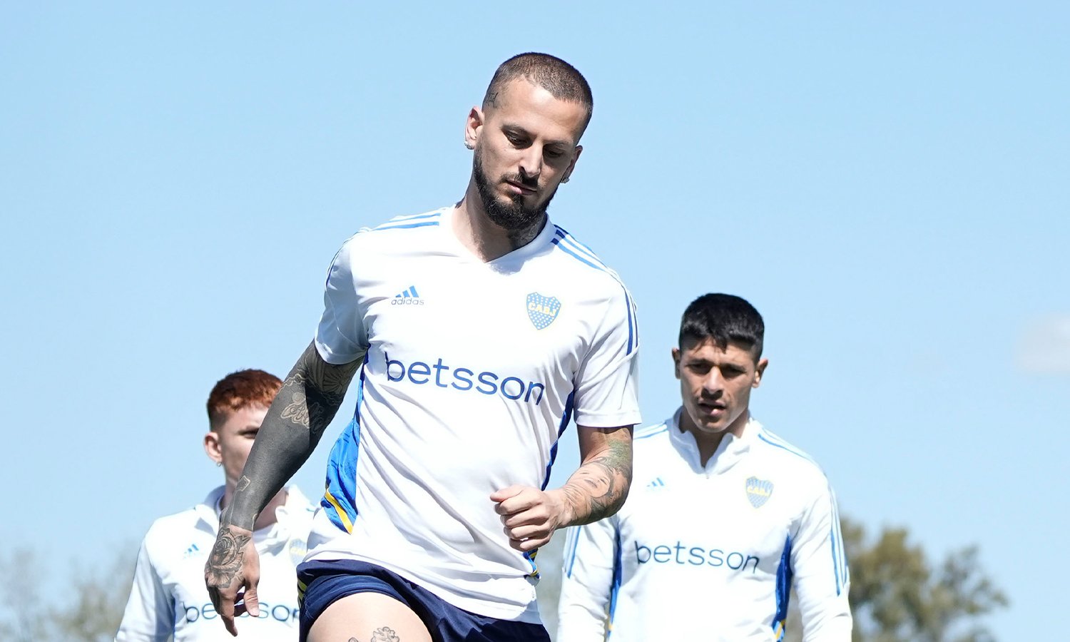 Darío Benedetto entrenamiento Boca 14102023