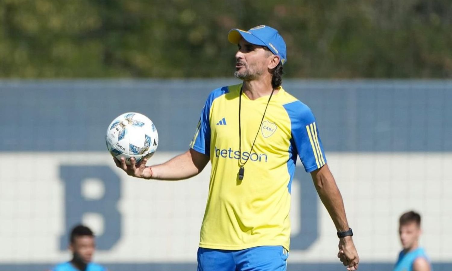 Martinez entrenamiento Boca 301024