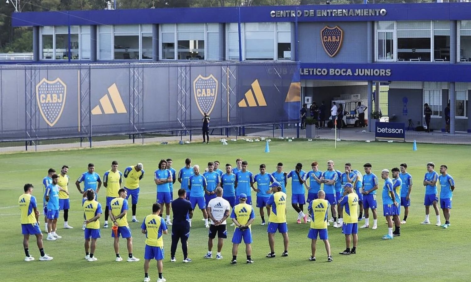 Reunión Riquelme plantel