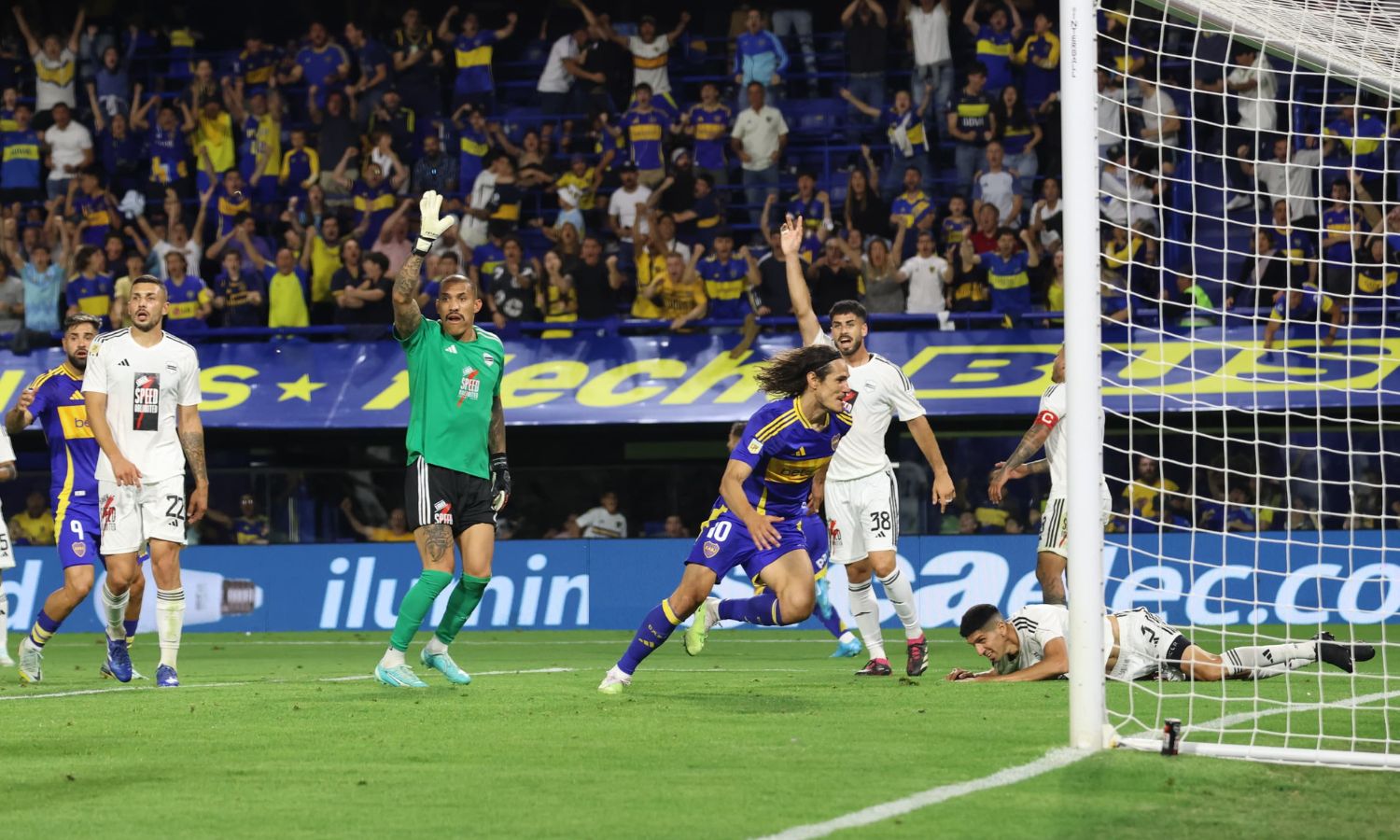 Cavani convirtió Boca vs Riestra 27102024