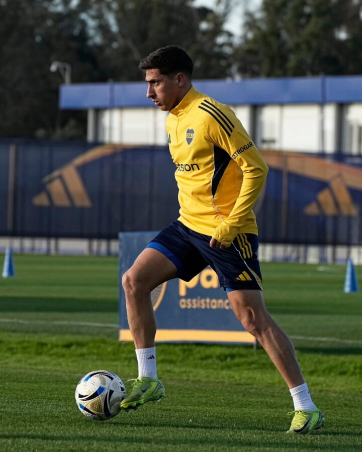 Miguel Merentiel, entre la charla con Russo y una oferta de Europa Miguel Merentiel durante el entrenamiento de Boca
