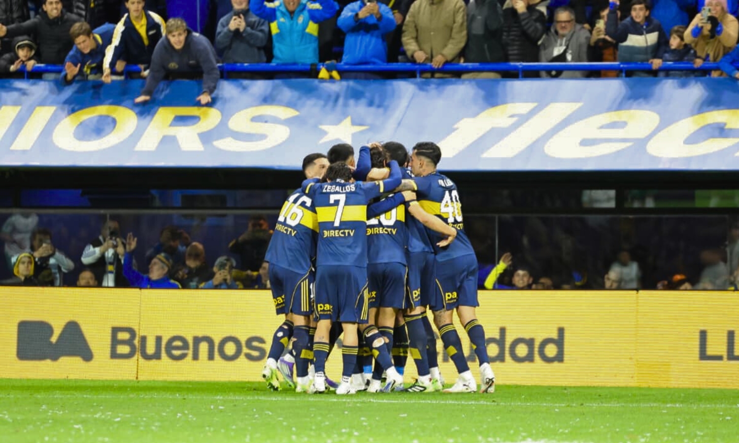 Con goles de Merentiel y Cavani, Boca le ganó a Banfield en La Bombonera Festejo Boca vs Banfield Clausura 2025